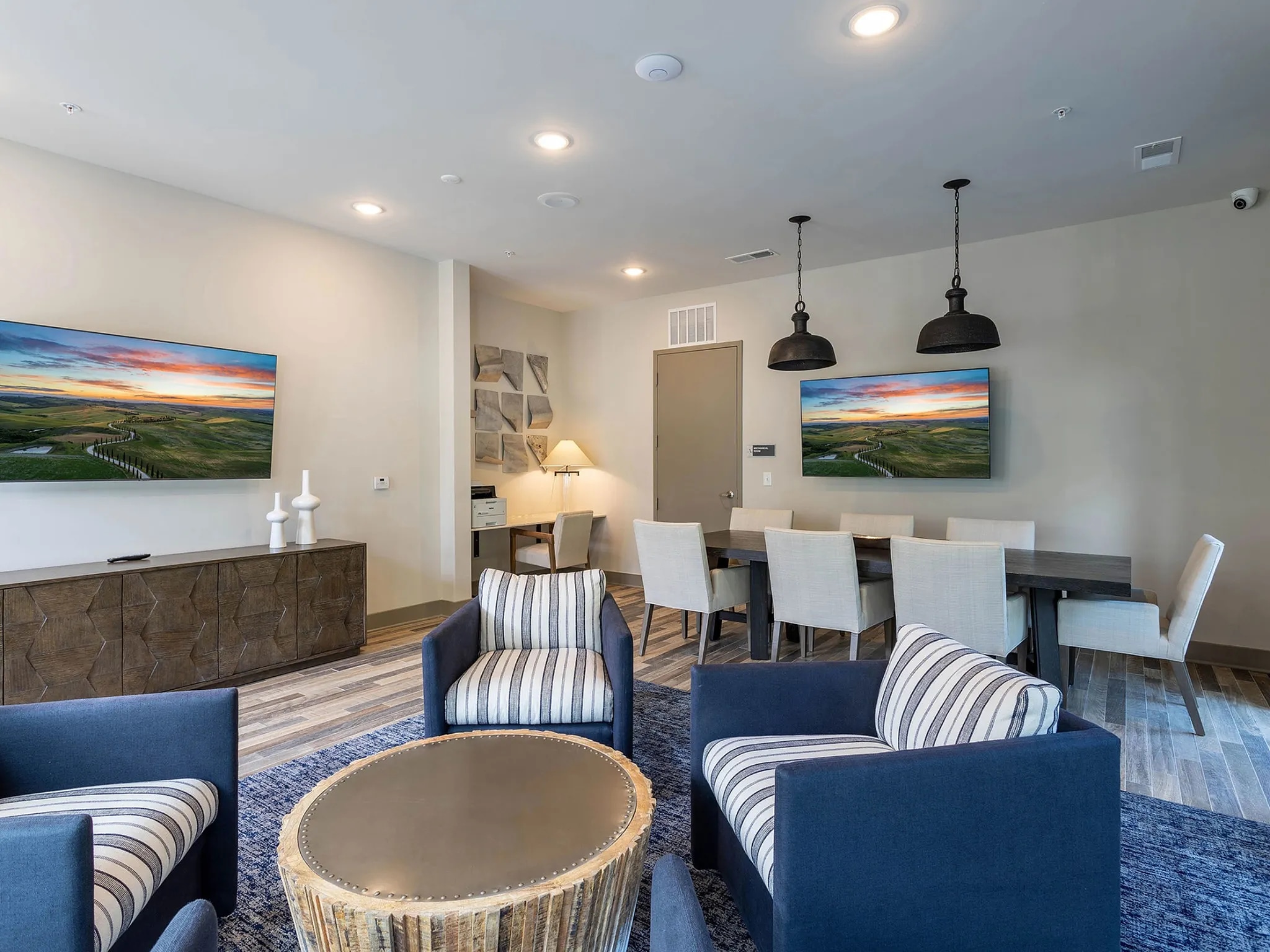 Building Photo - 202 Promenade Vista St