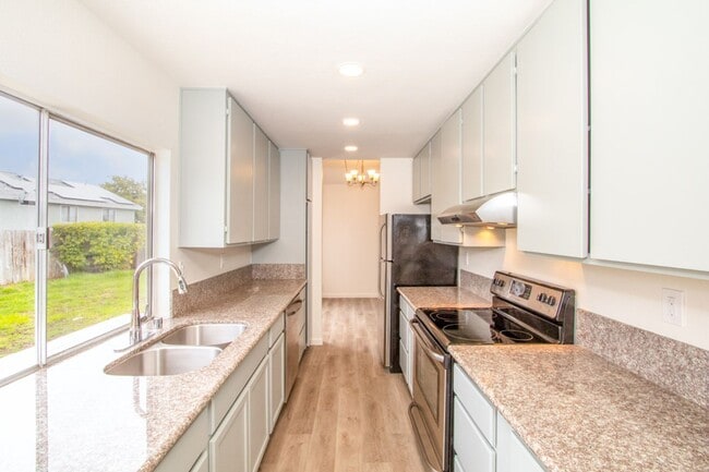 Building Photo - Spacious Two-Story 4 Bedroom/2.5 Bath Cardiff Cul-De-Sac Home Close to the Coast!