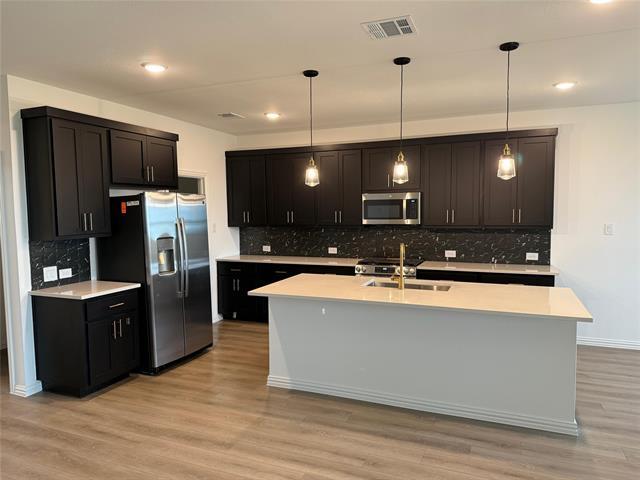 Building Photo - 749 Waterhouse Lk Dr