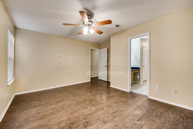 Building Photo - 10536 Towerwood Dr