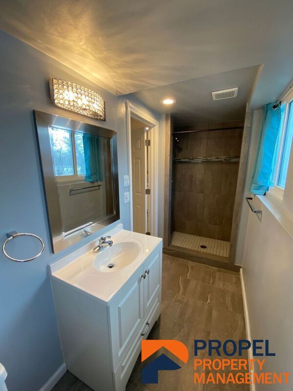 Building Photo - 243 Randall Dr