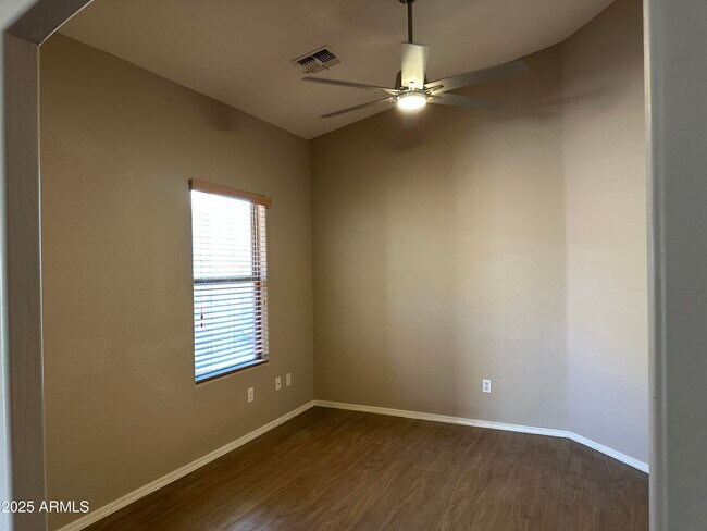 Building Photo - 1746 E Chaparral Dr