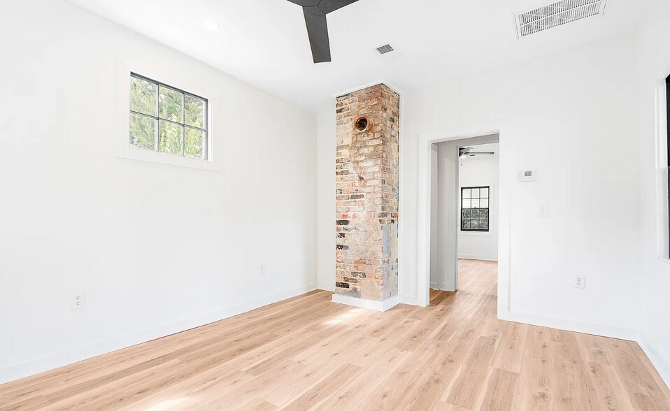 Building Photo - 5 Maranda Holmes St