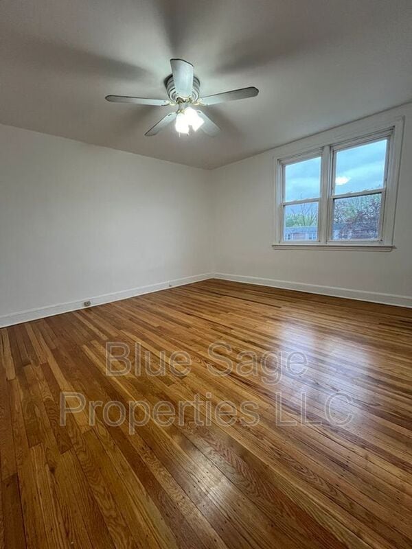 Building Photo - 229 Spruce St