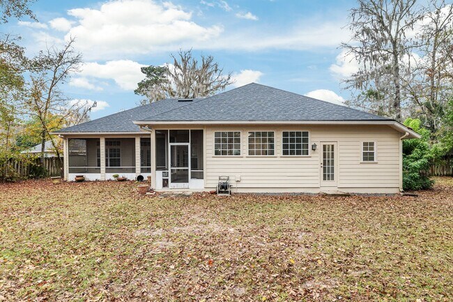 Building Photo - 7013 NW 50th Terrace