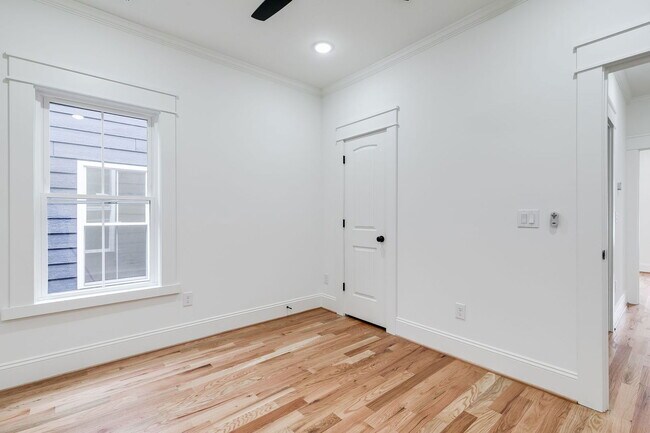 Building Photo - 3003 Midlothian Tpke