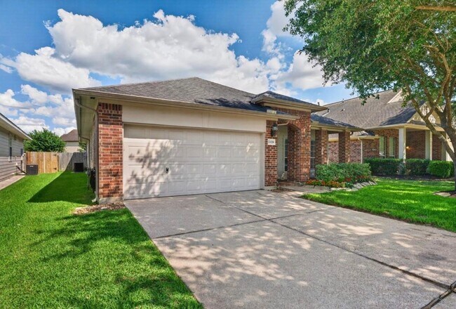 Building Photo - 15226 Olmstead Park Dr