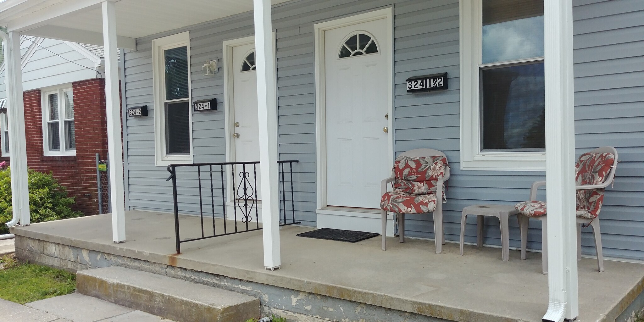 Building Photo - 324 3rd St