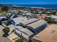 Building Photo - 2063 Cambridge Ave