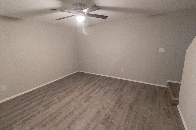 Building Photo - 1219 Player Pl