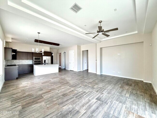 Building Photo - 12878 Clevedon St