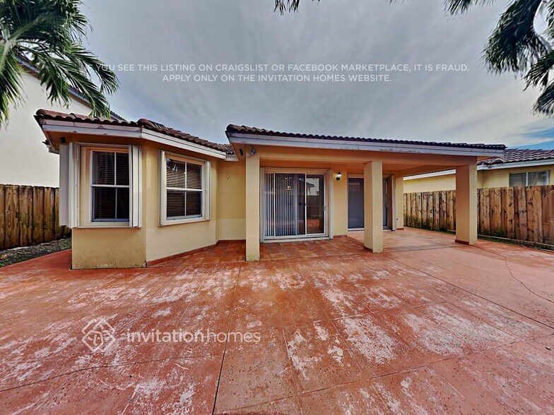 Building Photo - 15063 SW 11th Ln