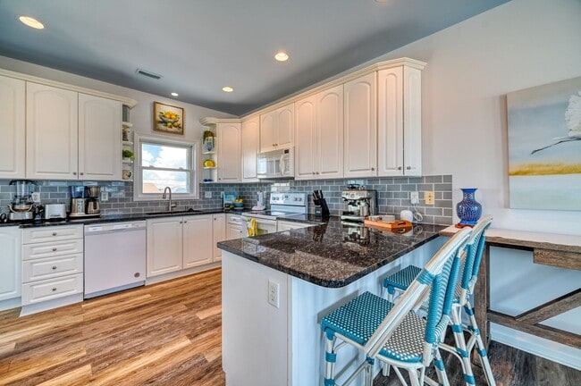 Building Photo - PLAN AND SECURE YOUR WINTER GETAWAY NOW, W...