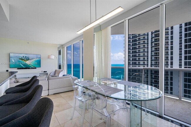 Building Photo - 4779 Collins Ave