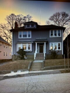 Primary Photo - 18 Adams Ave