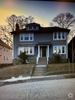 Building Photo - 18 Adams Ave
