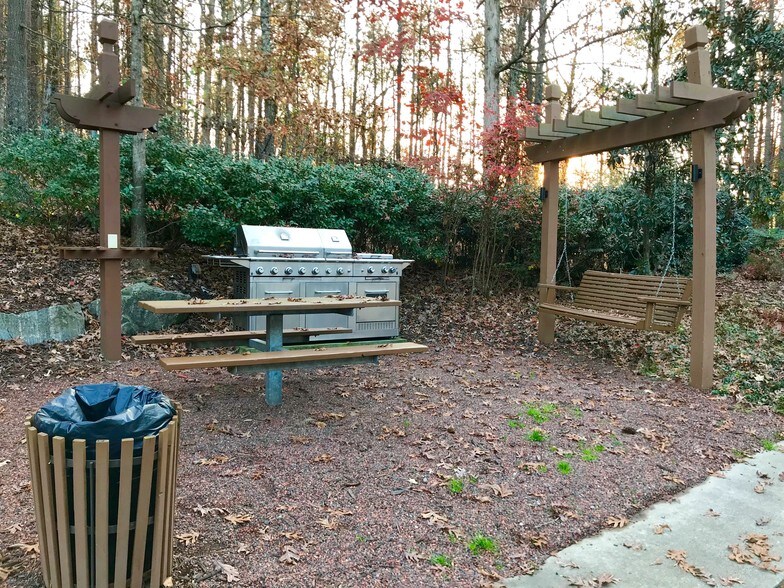 Grilling Area #1 - 4246 River Green Dr NW