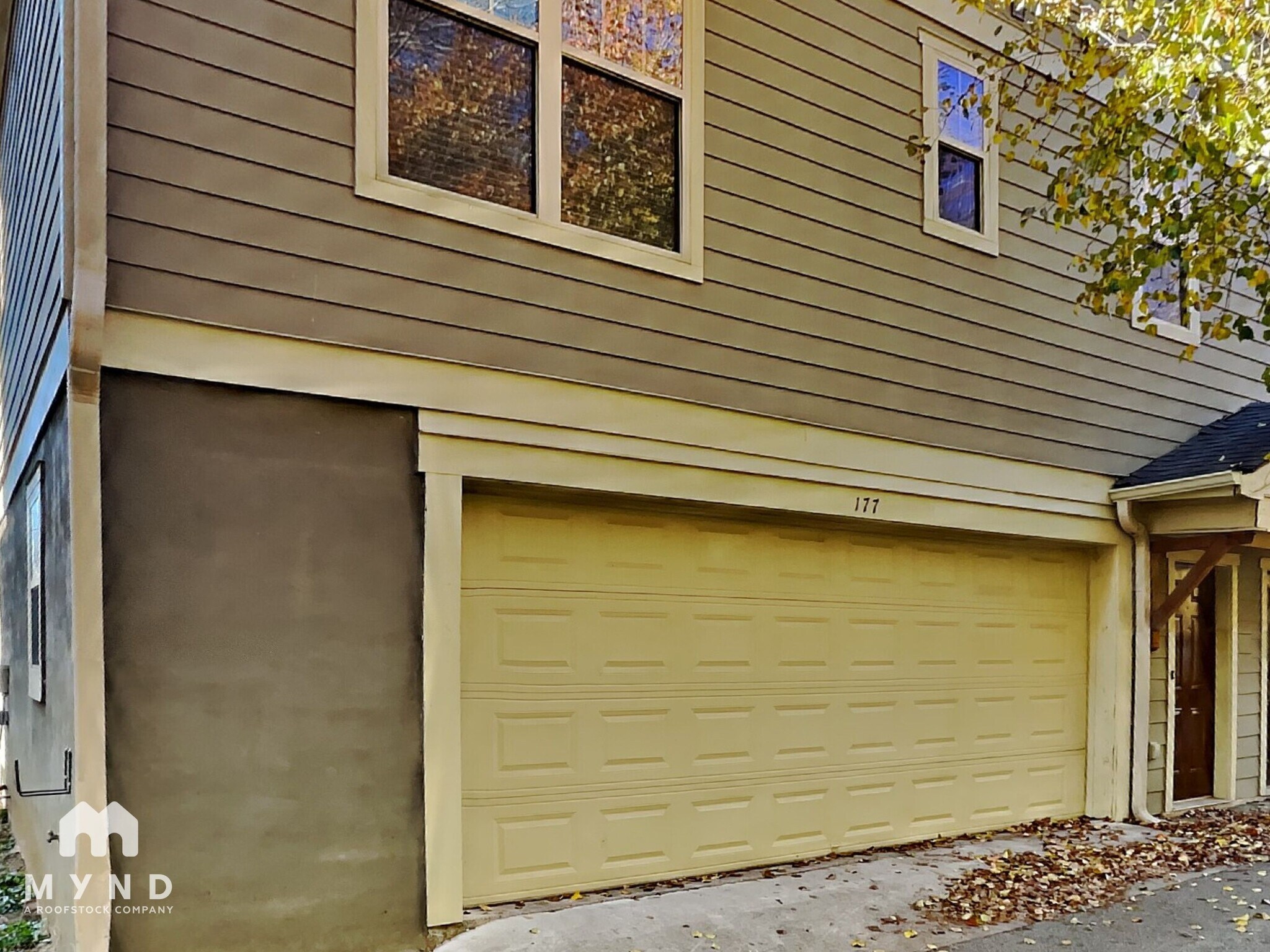 Building Photo - 177 Herring St