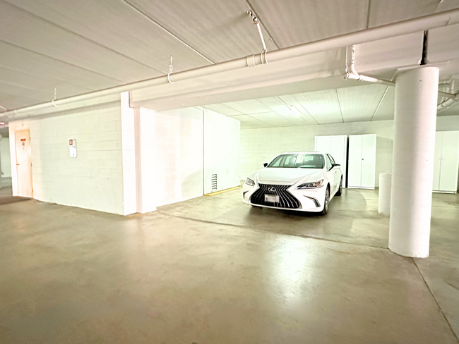 Extra Large Parking Space Next to the elevator - 5372 Punta Alta