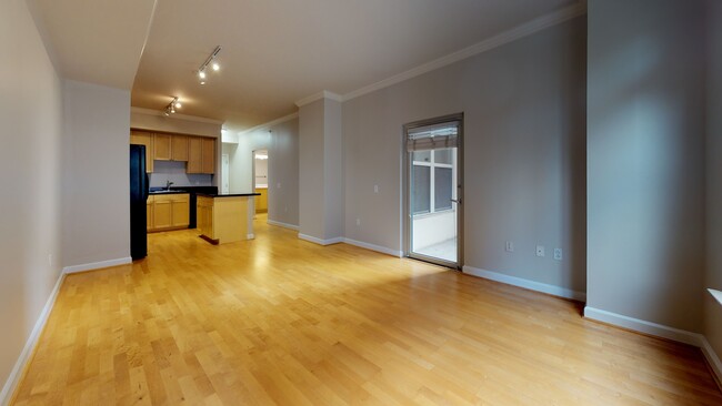 Building Photo - Logan Circle One Bedroom With Private Balc...