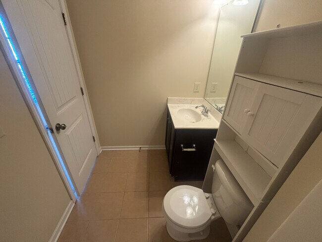 Building Photo - Room in House on Brintons Cottage St