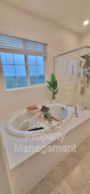 Building Photo - 2397 Sheldon Dr