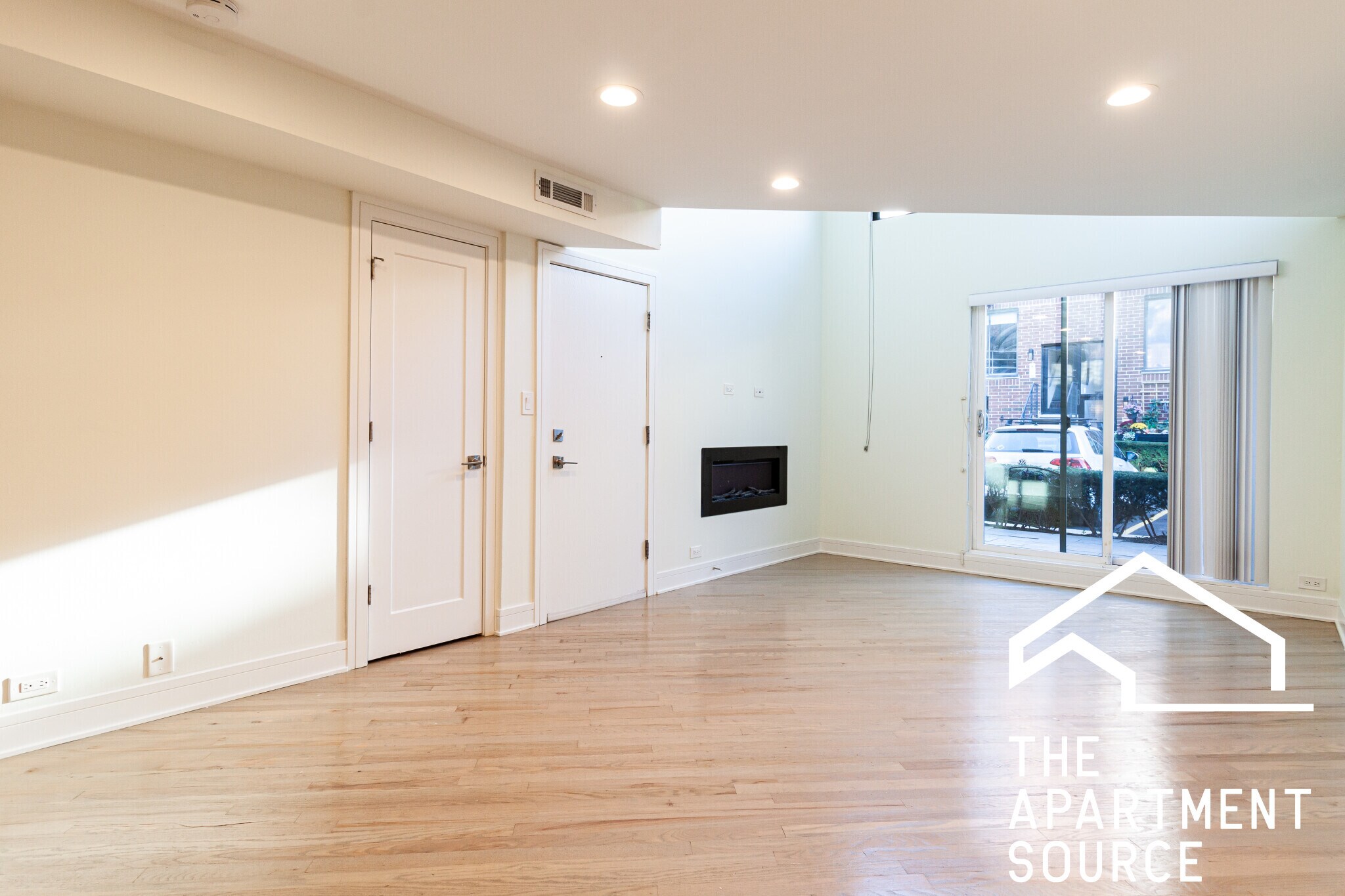 Building Photo - 939 W Grace St