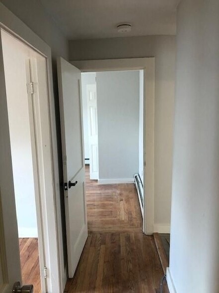 Building Photo - 410 Wood St