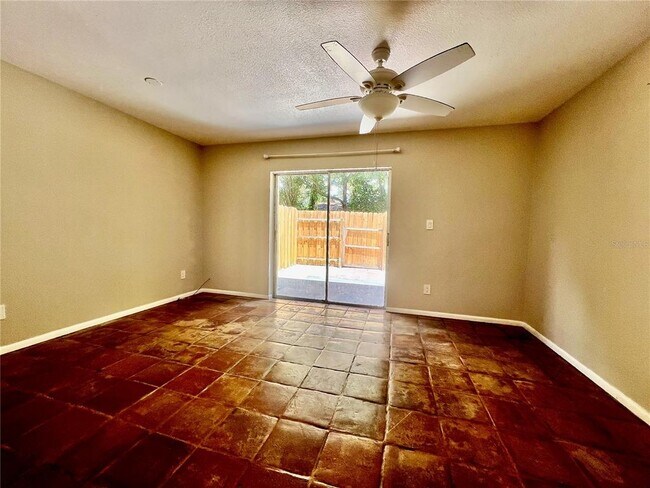 Building Photo - 4885 Rilma Ave
