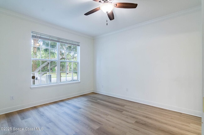 Building Photo - 208 Tin Roof Ave