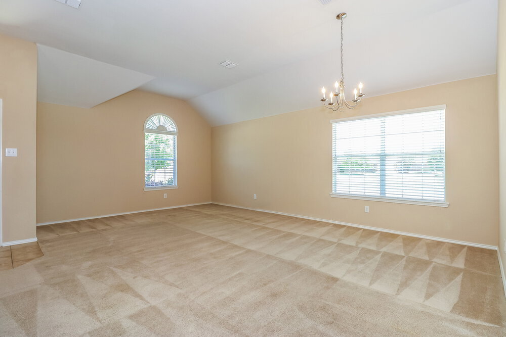 Building Photo - 1235 Sweetwater Dr