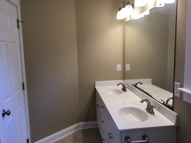 Building Photo - 1304 Carol Oaks Dr