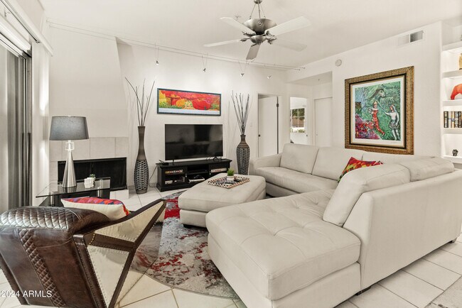 Building Photo - 11333 N 92nd St