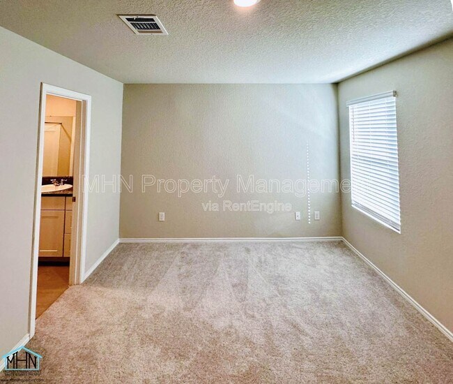 Building Photo - 9012 Sumners Wise