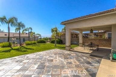 Building Photo - 13646 Canyon Crest Rd
