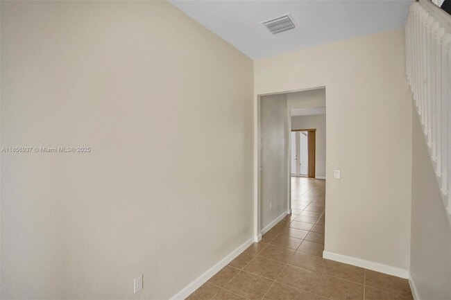 Building Photo - 9500 SW 167th Ave