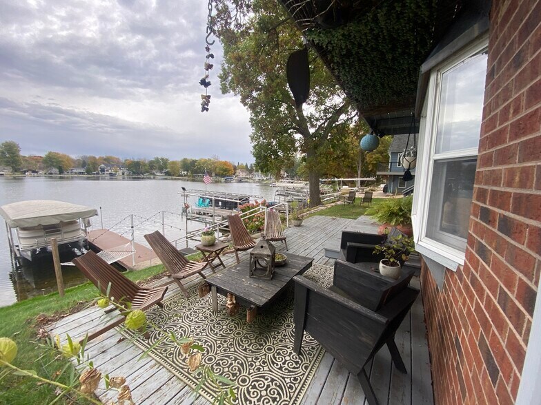 Building Photo - W342N4898 W Lindy Ln