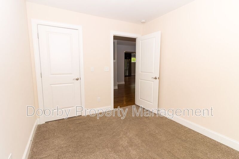 Building Photo - 1205 Worthington St