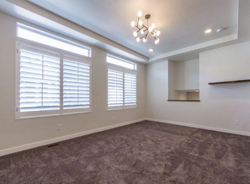 Building Photo - 364 S 780 E