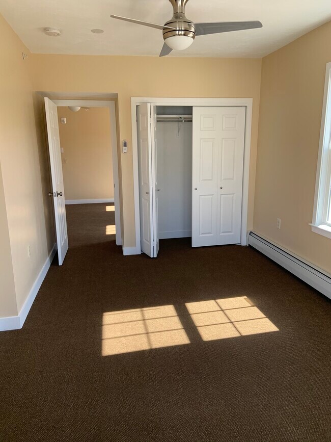 Building Photo - 110 Ashburnham St