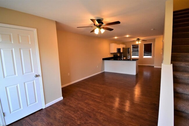 Building Photo - 427 Marlowe Cir