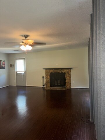 Building Photo - 2706 Vultee Dr