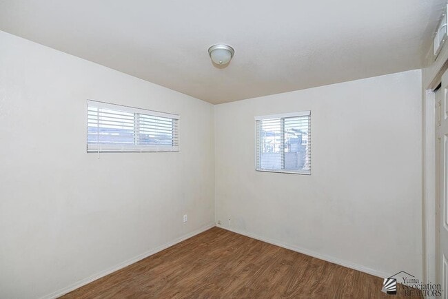 Building Photo - 1902 W 18th St