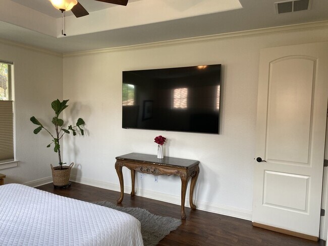 Building Photo - 4312 Falcon Head Nest Dr