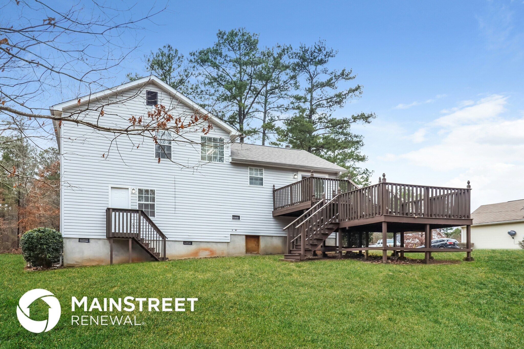 Building Photo - 2401 Bethune Cir