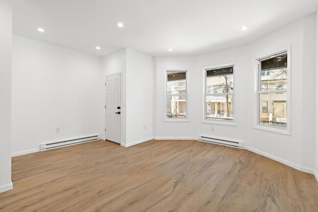 Building Photo - 20 Delaware Ave