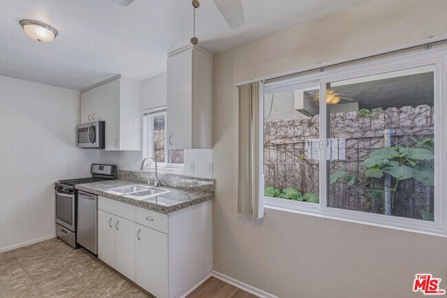 Building Photo - 2701 Kansas Ave