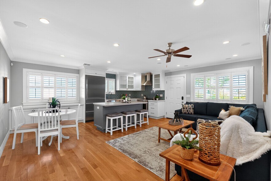 Building Photo - 2303 Saidel Dr