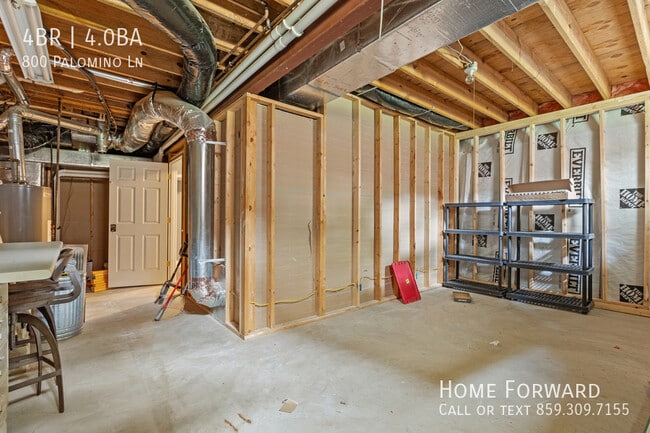 Building Photo - 800 Palomino Ln