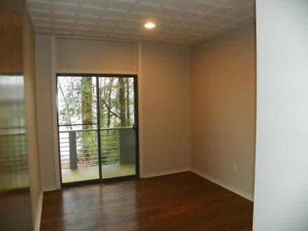 Building Photo - 101 Riverside Dr